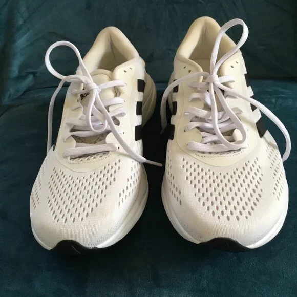 Adidas Supernova Mens NWOT Running Shoe - Picture 2 of 8